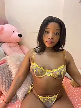 Snapshot of ItsLeyaa chatting on February 15, 2025, 9:06 pm ItsLeyaa online show from February 15, 2025, 9:06 pm