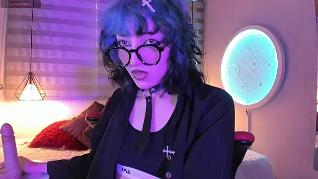 Ghosty Doll online show from May 12, 2026, 8:26 pm