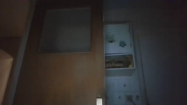 mariusica1xh online show from February 21, 2026, 10:56 pm