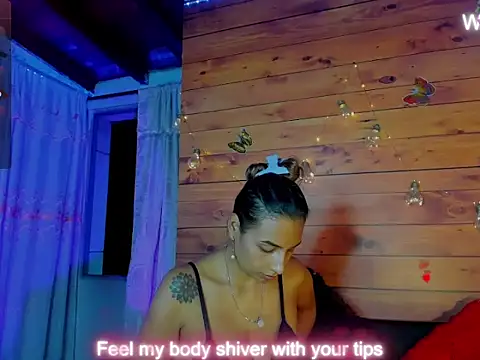 Snapshot of mykaelahoney chatting on October 8, 2025, 4:36 am mykaelahoney online show from October 8, 2025, 4:36 am