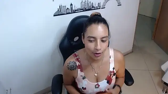 mykaelahoney online show from July 2, 2026, 9:54 pm