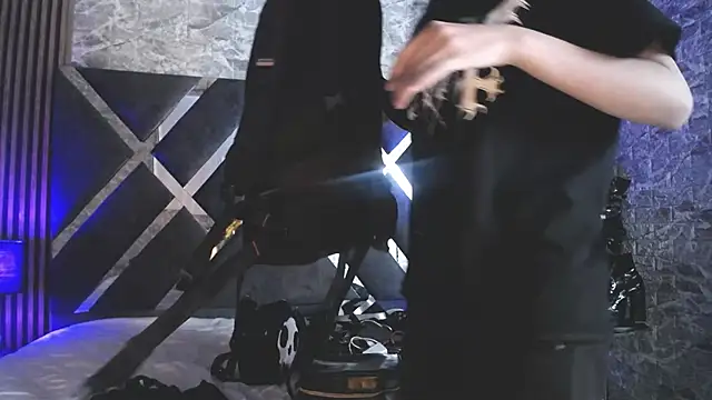 bellatrix25 online show from December 2, 2024, 7:44 pm