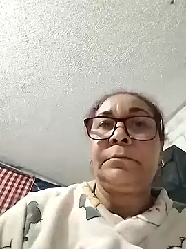 Snapshot of CafeCaliente69 chatting on January 4, 2025, 1:21 am CafeCaliente69 online show from January 4, 2025, 1:21 am