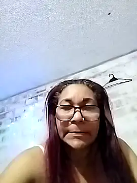 Snapshot of CafeCaliente69 chatting on December 13, 2024, 4:00 am CafeCaliente69 online show from December 13, 2024, 4:00 am