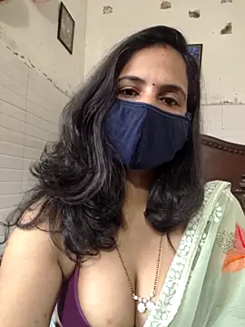 Snapshot of Nehubhabhi26 chatting on September 15, 2025, 4:35 am Nehubhabhi26 online show from September 15, 2025, 4:35 am