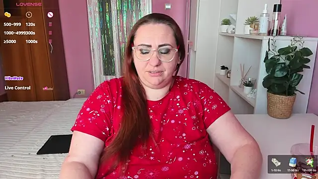 lovely adelle online show from March 9, 2025, 12:53 pm