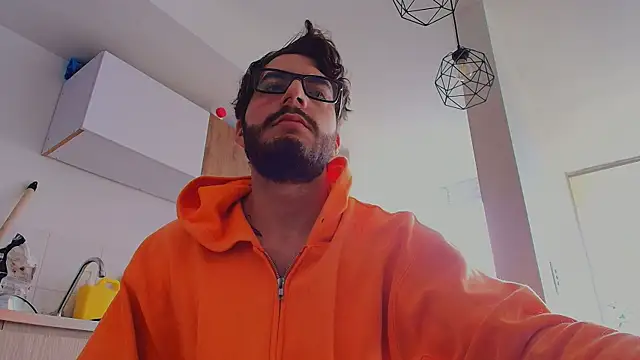 thomas gun online show from March 30, 2026, 1:34 pm