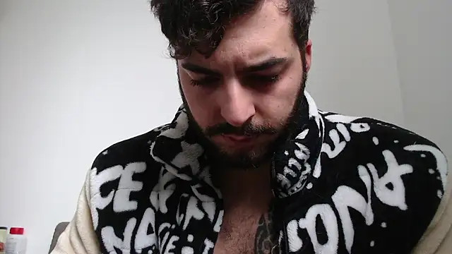 Snapshot of thomas_gun chatting on February 10, 2026, 3:44 pm thomas gun online show from February 10, 2026, 3:44 pm