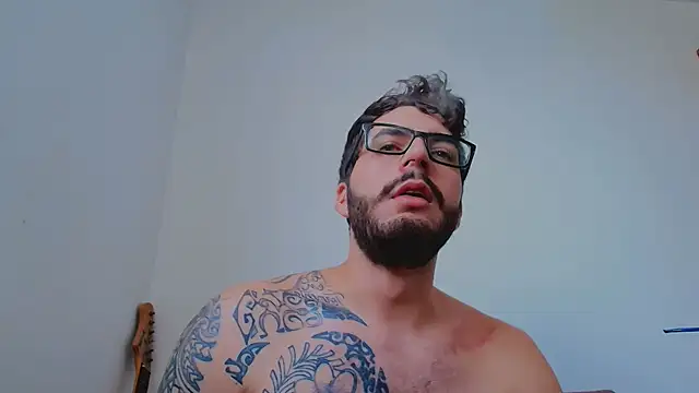 Snapshot of thomas_gun chatting on February 28, 2026, 4:28 pm thomas gun online show from February 28, 2026, 4:28 pm