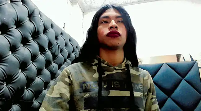 danna veryhot  online show from February 28, 2025, 1:14 pm