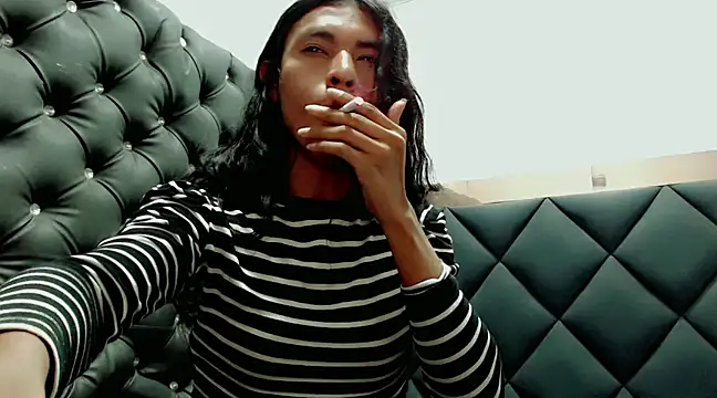 danna veryhot  online show from March 6, 2025, 4:17 pm