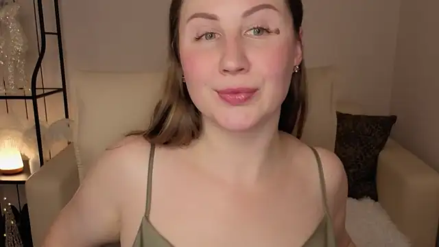 Helens love online show from December 17, 2025, 8:19 am