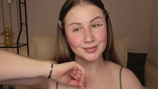 Helens love online show from November 23, 2025, 2:10 am