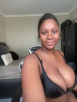 Candy Love 18 online show from January 17, 2026, 9:13 am