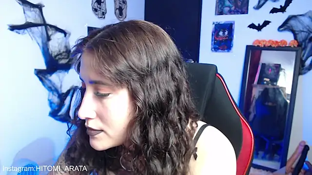 Snapshot of hitomi_arata chatting on November 24, 2025, 8:42 pm hitomi arata online show from November 24, 2025, 8:42 pm