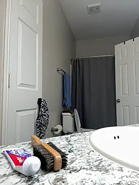 SexyHoneyRedd online show from February 28, 2025, 11:25 am