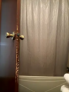 SexyHoneyRedd online show from November 18, 2025, 3:26 pm