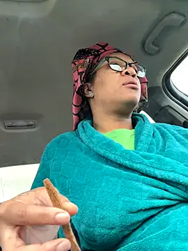 SexyHoneyRedd online show from January 7, 2026, 1:05 pm