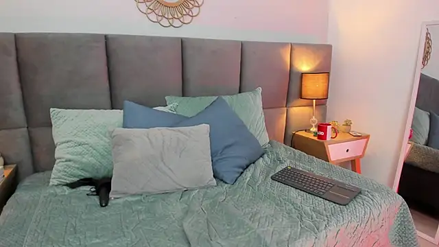 Snapshot of Janne_lee chatting on September 20, 2025, 3:28 pm Janne lee online show from September 20, 2025, 3:28 pm