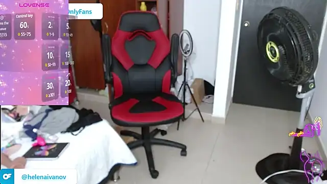 helenca43 online show from October 25, 2025, 10:21 pm