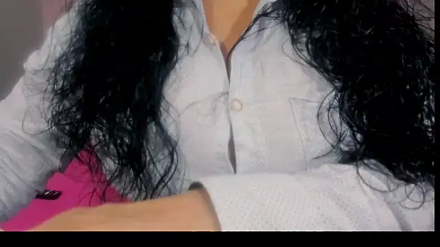 Snapshot of valeriasexxx chatting on March 4, 2025, 12:12 pm valeriasexxx online show from March 4, 2025, 12:12 pm