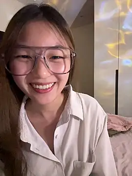 Snapshot of Sweet-Angel999 chatting on October 23, 2025, 3:21 pm Sweet-Angel999 online show from October 23, 2025, 3:21 pm