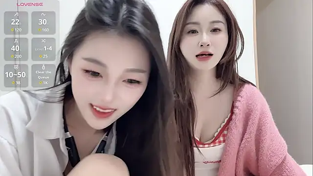 Snapshot of Sweet-Angel999 chatting on December 29, 2024, 2:21 pm Sweet-Angel999 online show from December 29, 2024, 2:21 pm