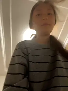 Sweet-Angel999 online show from November 11, 2025, 5:52 pm