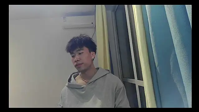 shuai321 online show from February 20, 2025, 4:03 pm