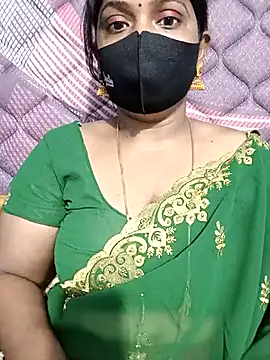 Snapshot of Renuma chatting on November 12, 2025, 3:21 am Renuma online show from November 12, 2025, 3:21 am