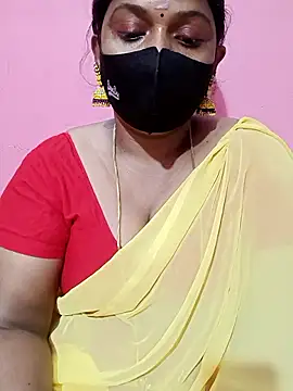 Snapshot of Renuma chatting on November 30, 2025, 12:39 pm Renuma online show from November 30, 2025, 12:39 pm