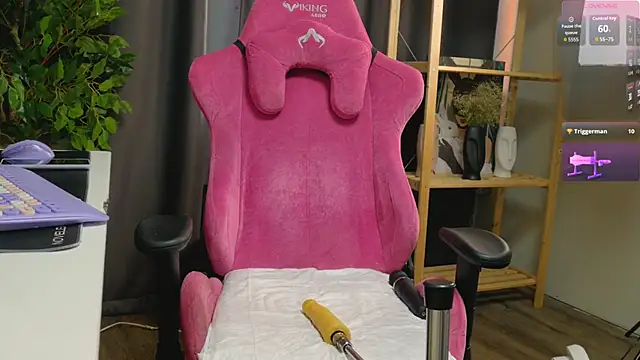 ley tori online show from February 12, 2026, 3:28 am