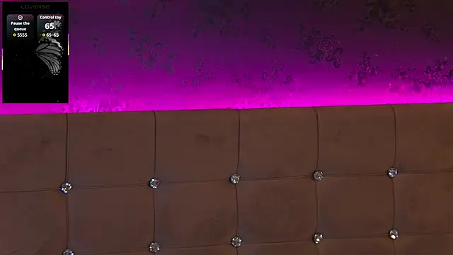 ZoeMesmerize online show from November 24, 2025, 7:52 am