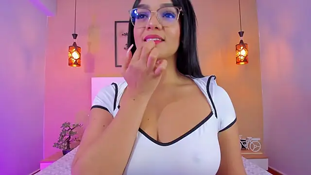 CamilleLynn online show from February 9, 2025, 4:36 am