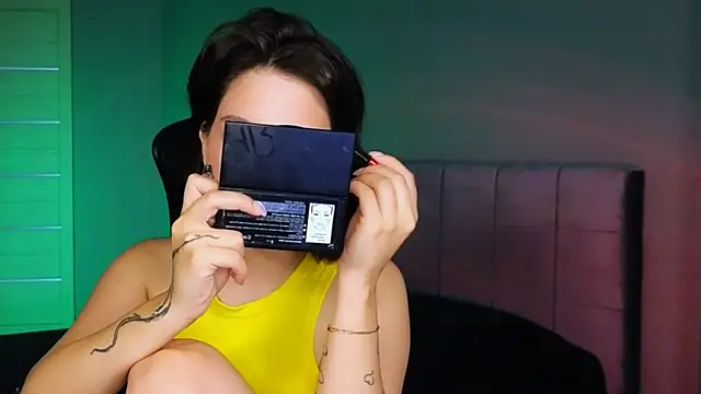 Stacy Gonzales  online show from September 10, 2025, 6:12 am