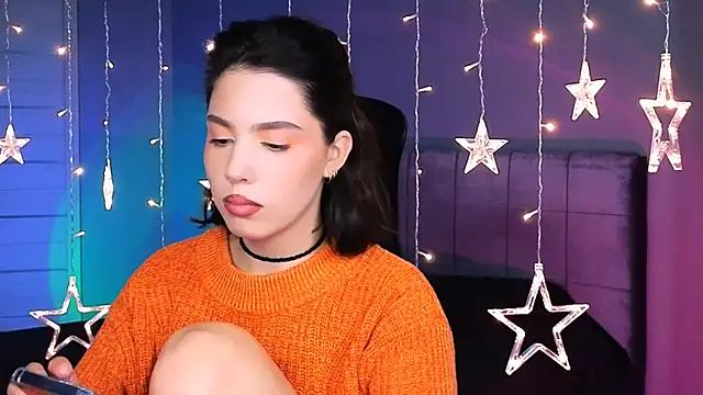 Stacy Gonzales  online show from October 1, 2025, 10:20 am