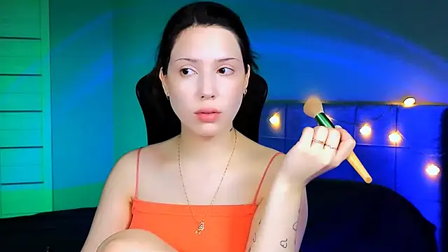 Stacy Gonzales  online show from February 5, 2025, 6:45 am