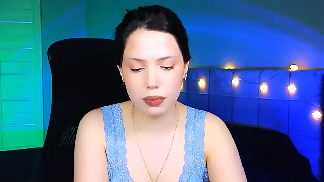 Stacy Gonzales  online show from March 1, 2025, 8:34 am