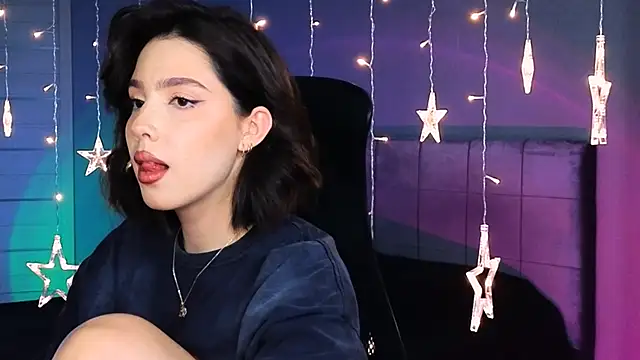 Stacy Gonzales  online show from September 27, 2025, 8:31 am