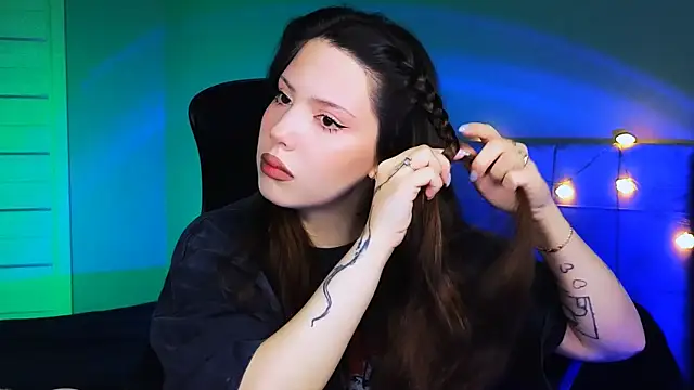 Stacy Gonzales  online show from February 15, 2025, 6:23 am