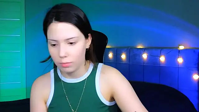 Stacy Gonzales  online show from February 22, 2025, 6:28 am