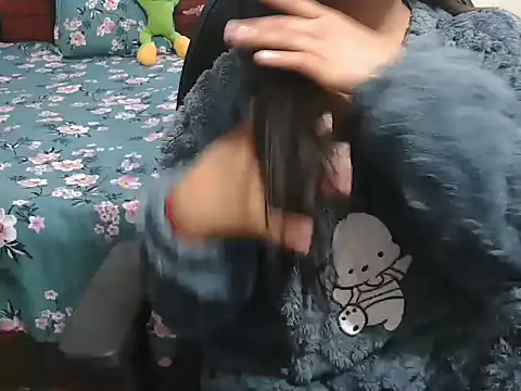 Snapshot of WildRuhi20 chatting on February 3, 2026, 8:52 am WildRuhi20 online show from February 3, 2026, 8:52 am