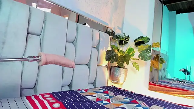 RoseTaylor   online show from March 11, 2026, 5:12 am