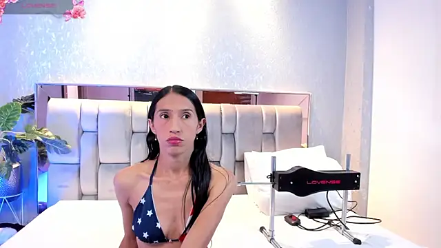 Snapshot of RoseTaylor__ chatting on October 10, 2025, 5:08 am RoseTaylor online show from October 10, 2025, 5:08 am