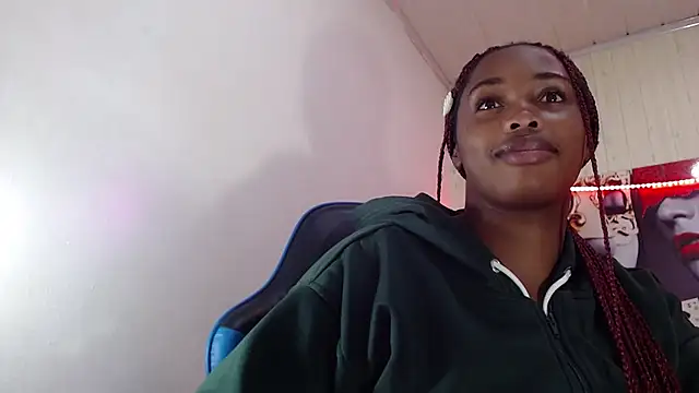 Snapshot of zendaya_wilson chatting on February 19, 2025, 8:12 am zendaya wilson online show from February 19, 2025, 8:12 am