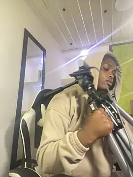 Snapshot of zendaya_wilson chatting on October 22, 2025, 4:01 am zendaya wilson online show from October 22, 2025, 4:01 am