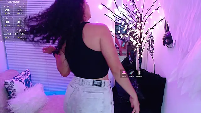 Snapshot of Mailywindsor chatting on October 18, 2025, 7:38 pm Mailywindsor online show from October 18, 2025, 7:38 pm