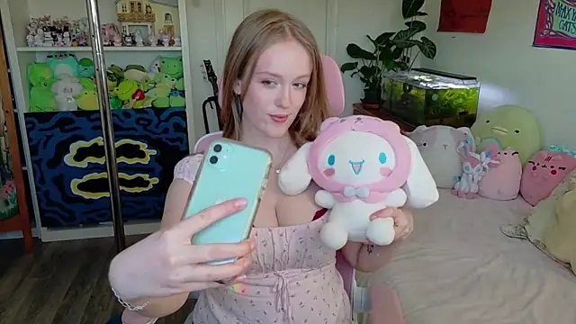 Snapshot of Daisy_Dollxo chatting on June 1, 2026, 12:00 am Daisy Dollxo online show from June 1, 2026, 12:00 am