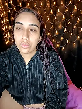 ifeelverywet andhot online show from November 15, 2025, 6:06 am