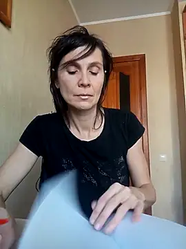 Snapshot of Francenia_lolis chatting on February 21, 2026, 11:01 am Francenia lolis online show from February 21, 2026, 11:01 am